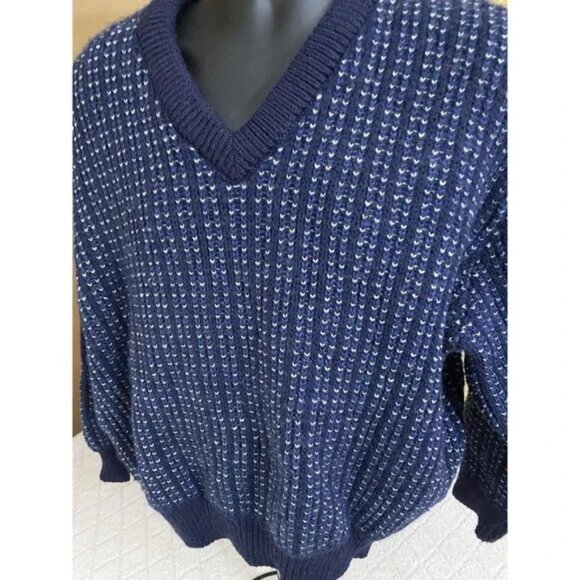 Vintage L.L Bean Blue V Neck Sweater, 100% British Wool, Size Large - Picture 6 of 16